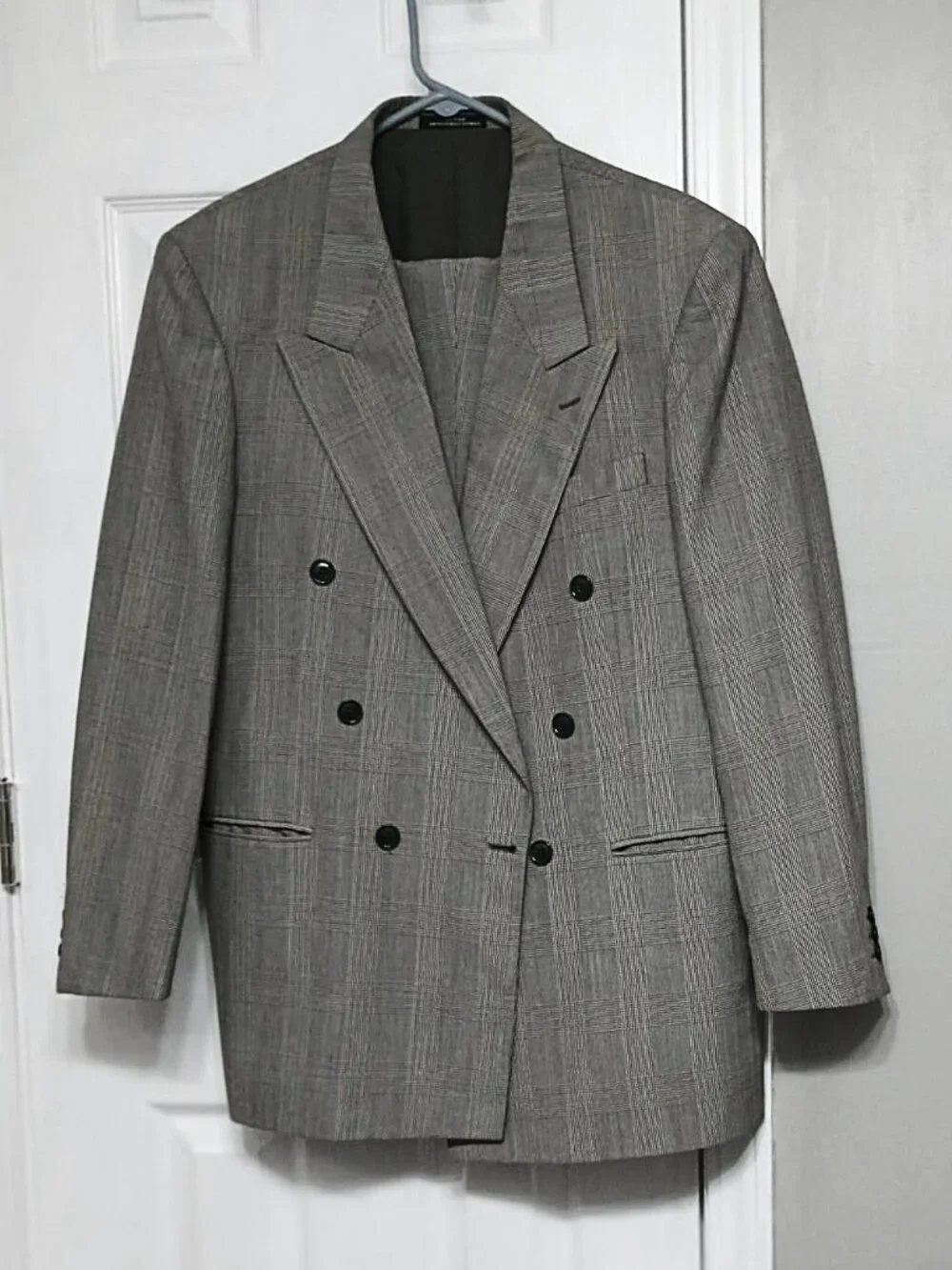 Celso Cellini Men Double Breasted Gray Herringbone 2 Piece Suit 40R